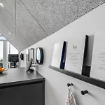 Stunning In With Wifi Apartament