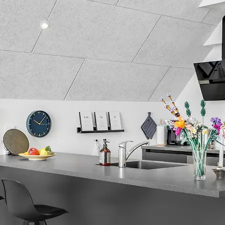 Awesome In With Kitchen Apartment *