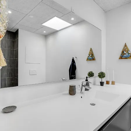 Awesome In With Kitchen Apartment